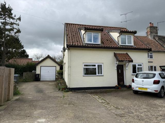 House for sale in Dennington, Eastbridge