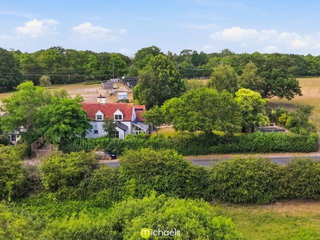 House for sale in Dale Hill, Essex