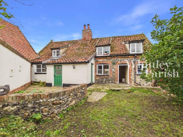 House for sale in East Tuddenham, Norfolk