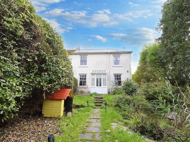 House for sale in Penryn, Cornwall