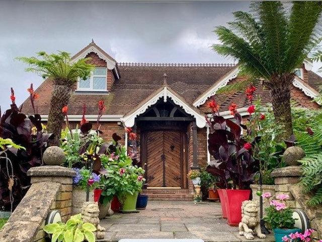 House for sale in Tywyn, Wales