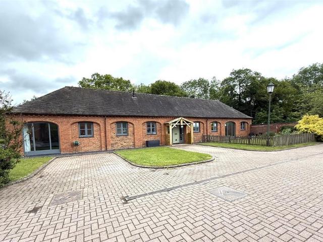 House for sale in Beamhurst, Staffordshire