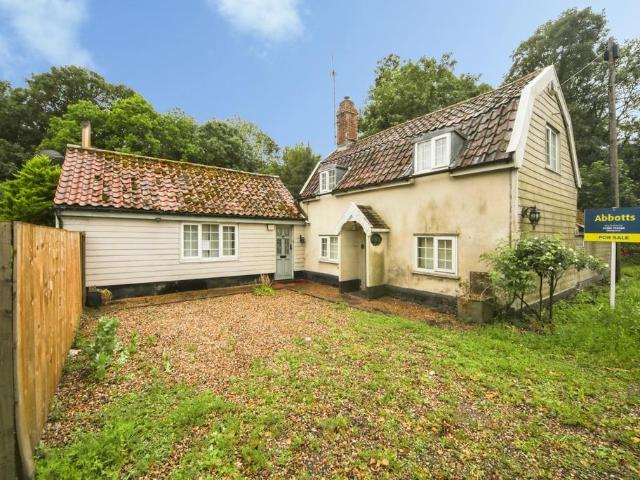 House for sale in Chedburgh, Suffolk