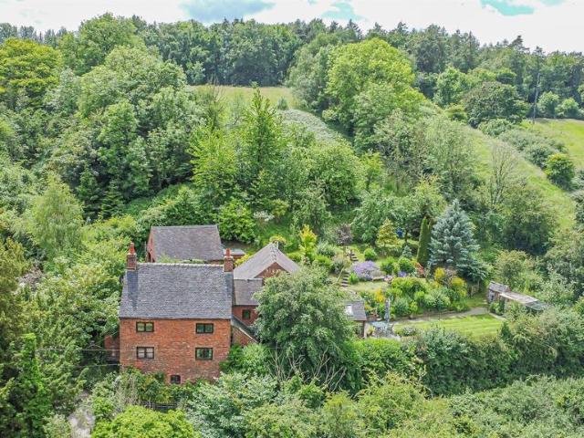 House for sale in Beamhurst, Staffordshire