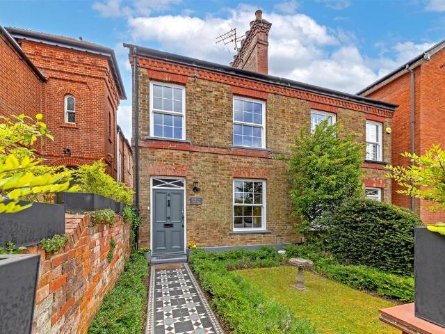 House for sale in St Albans, Five Acres