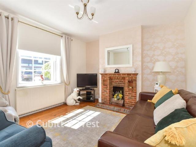 House for sale in Felpham, Clapham