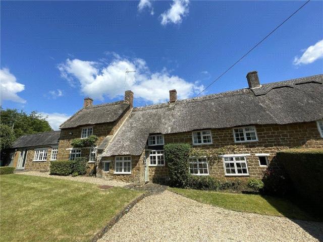 House for sale in Evershot, Oxfordshire