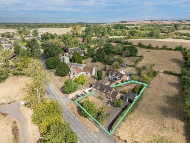 House for sale in Oakley