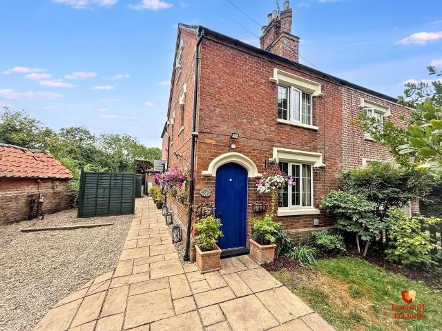 House for sale in Barholm, Lincolnshire