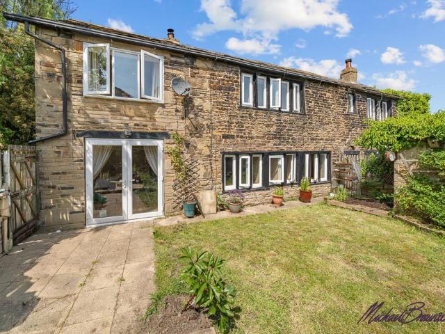 House for sale in Clayton, West Yorkshire