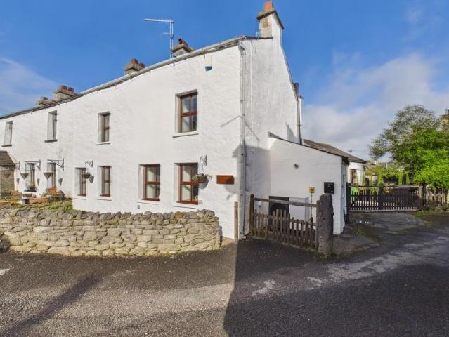 House for sale in Holme