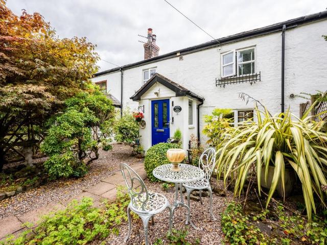 House for sale in Roby Mill, Lancashire