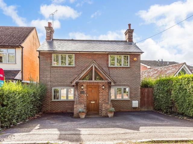House for sale in Greatham, East Hampshire