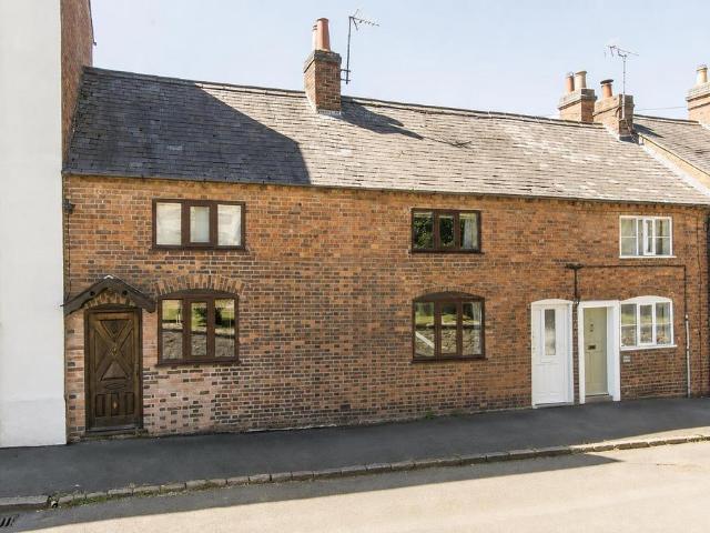 House for sale in Stanford On Avon, Leicestershire