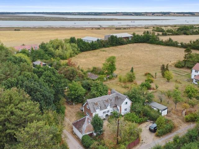 House for sale in Fordham Heath, Essex