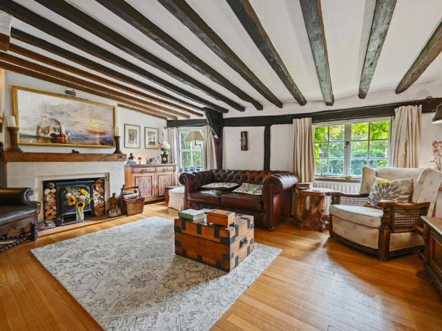 House for sale in Pinner, Greater London