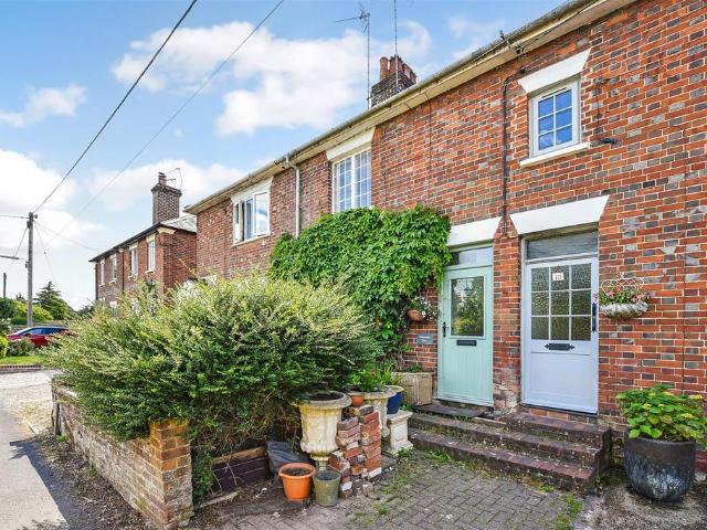 House for sale in Barton Stacey, Hampshire