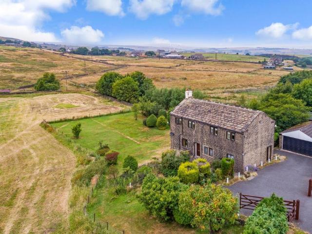House for sale in West Yorkshire
