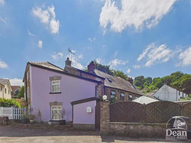 House for sale in Newland, Bromsberrow Heath