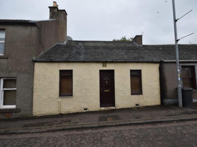 House for sale in Lanark, Scotland