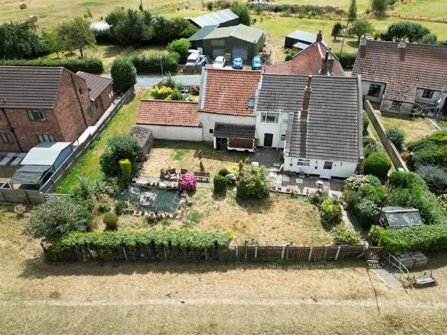 House for sale in Barmby On The Marsh, East Riding Of Yorkshire