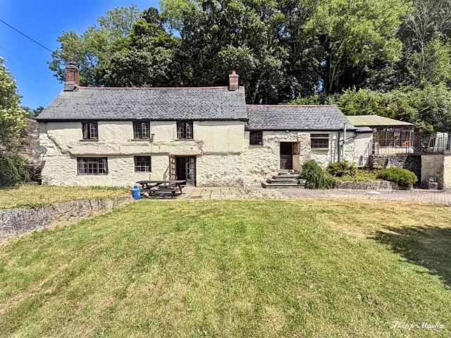House for sale in Ponsanooth, Cornwall