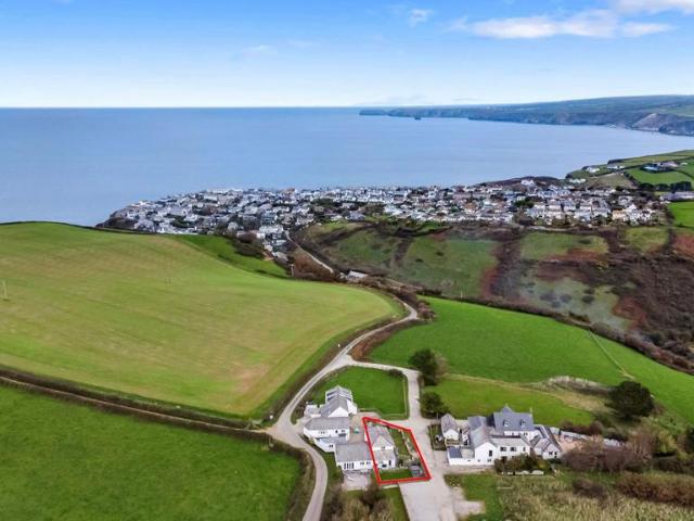 House for sale in Port Gaverne, Cornwall