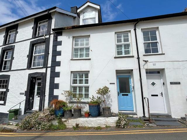 House for sale in Aberdyfi, Wales