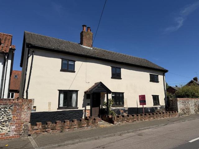 House for sale in Ixworth, West Suffolk