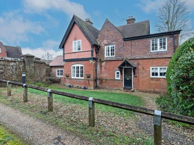 House for sale in Ashurst Bridge, Hampshire