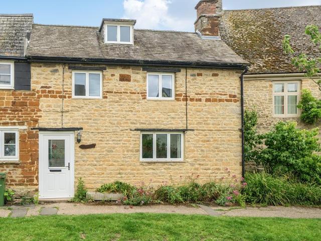 House for sale in Northamptonshire