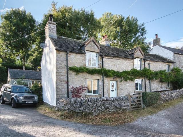 House for sale in Little Hucklow, Froggatt