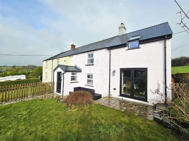 House for sale in Weir Quay, Devon