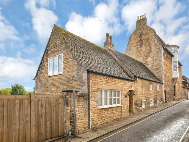 House for sale in Baron St Martin, Barholm