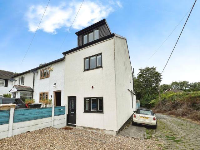 House for sale in Bradshaw, Lee Bank