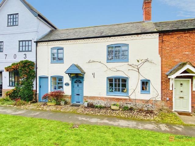 House for sale in Elmfield, Leicestershire