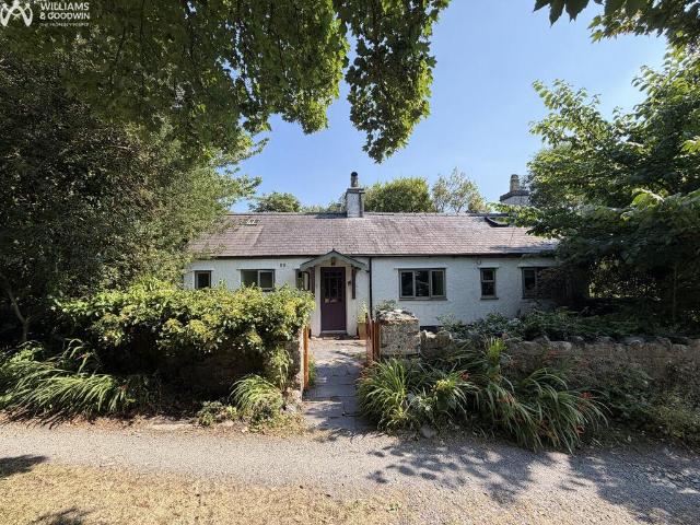 House for sale in Llandygai, Wales