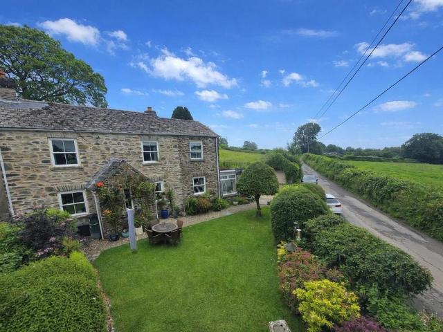 House for sale in Weir Quay, Devon