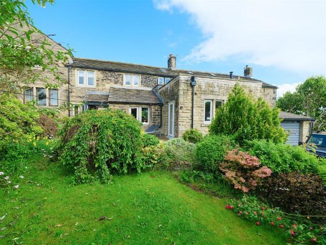 House for sale in Holme Valley, Holmfirth