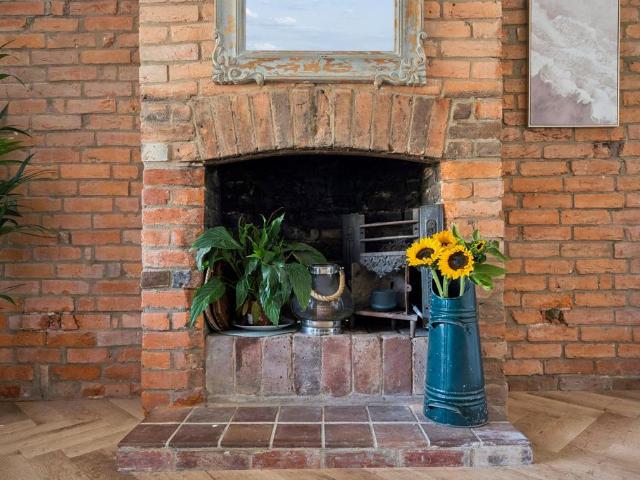 House for sale in Pouchen End, Hertfordshire