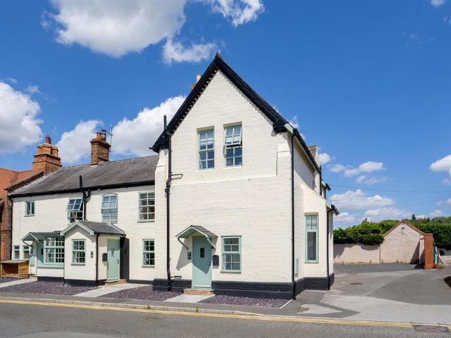 House for sale in Escrick, North Yorkshire