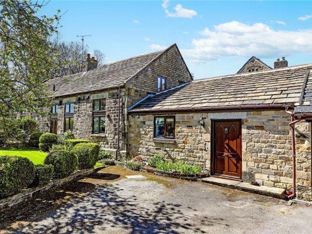 House for sale in Warmfield cum Heath, Heath