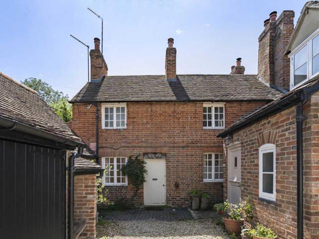 House for sale in Berrick Salome, Oxfordshire