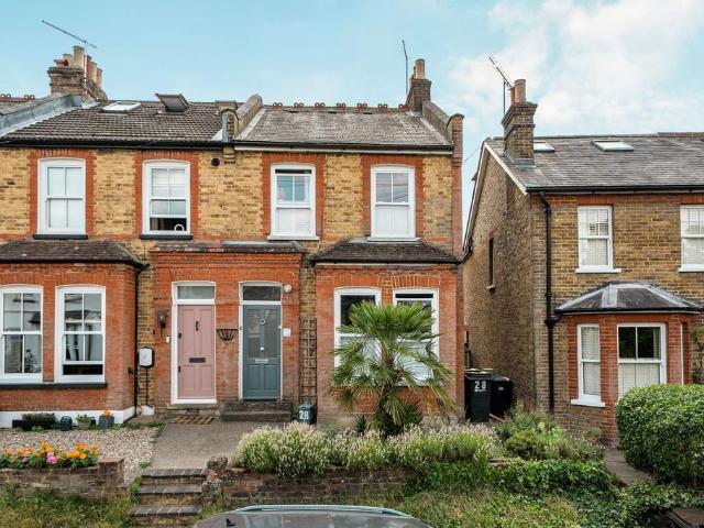 House for sale in Pachesham Park, Surrey