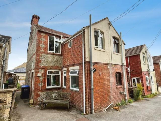 House for sale in Warminster, Wiltshire