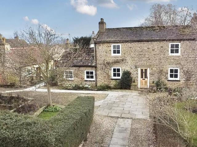 House for sale in Finghall, North Yorkshire