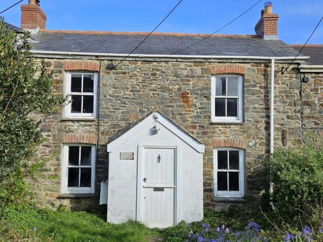 House for sale in Goonvrea, Cornwall