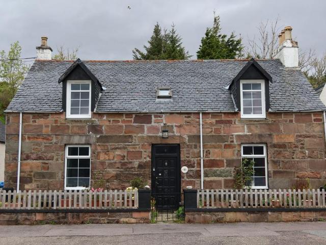 House for sale in Lochcarron, Scotland