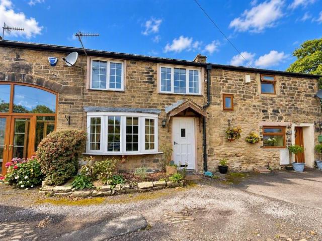 House for sale in Bracken Bank, Bradford