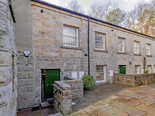House for sale in Froggatt, East Midlands
